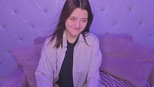 xxxnaughtyfoxyxxx online show from April 2026 05:15:01 PM