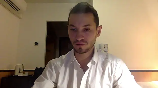 batschi0512 online show from January 2026 10:57:02 PM