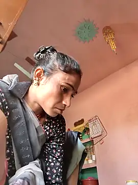 lodhi8080 online show from February 2026 08:23:01 AM