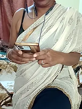 Meena Meenakshi online show from February 2026 06:33:02 AM