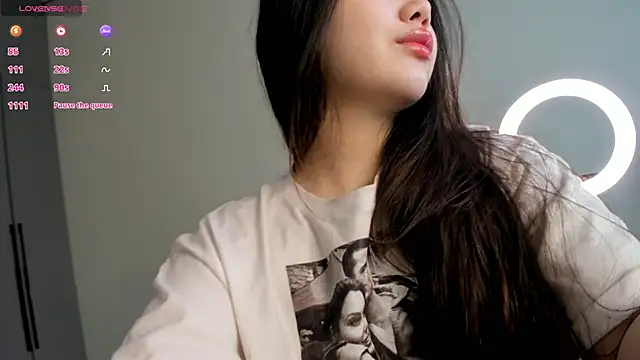 Aiko mainee online show from March 2026 03:18:02 AM