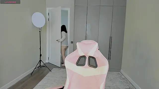 Aiko mainee online show from February 2026 03:20:01 AM