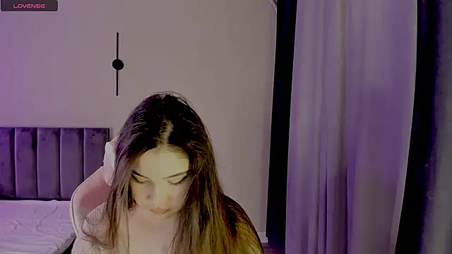 Aiko mainee online show from February 2026 01:42:02 PM