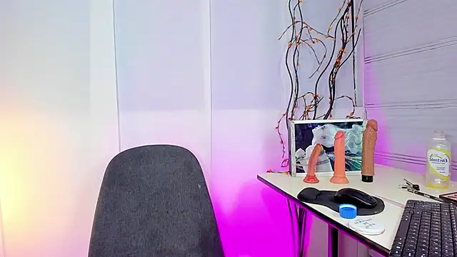 Sue blue online show from April 2026 02:41:01 AM