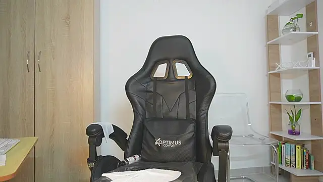 celestes777 online show from February 2026 04:29:02 PM