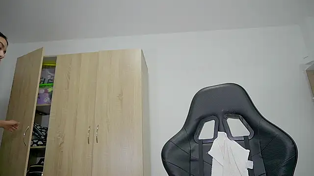 celestes777 online show from May 2026 07:25:02 PM