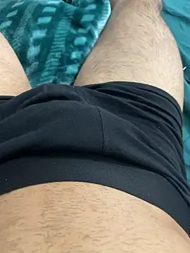 Snapshot of alexandrxlxx chatting on April 2026 07:18:01 PM alexandrxlxx online show from April 2026 07:18:01 PM