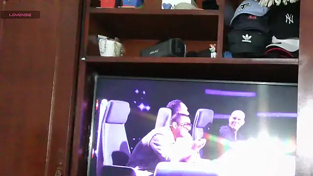 diosa cristal  online show from April 2026 04:04:02 AM