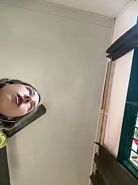 lriana miller online show from February 2026 06:09:01 PM