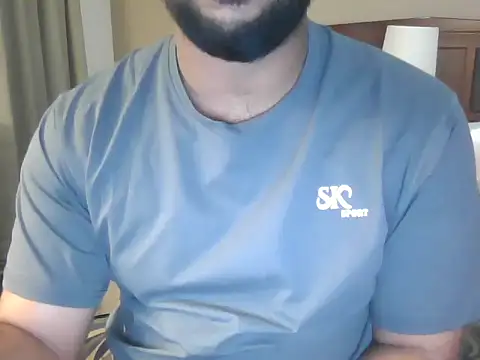 frank3232  online show from January 2026 05:58:01 AM