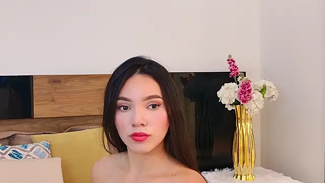 KatheVera online show from April 2026 07:59:01 PM