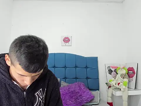 CoupleFire  online show from January 2026 02:02:01 PM