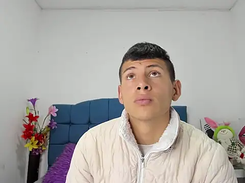 CoupleFire  online show from January 2026 02:01:01 PM