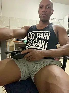 Betobob online show from April 2026 10:01:02 PM