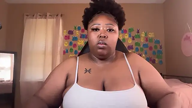 Chocolatebunnyxx96 online show from June 2026 03:23:02 PM