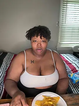 Chocolatebunnyxx96 online show from May 2026 05:29:02 PM