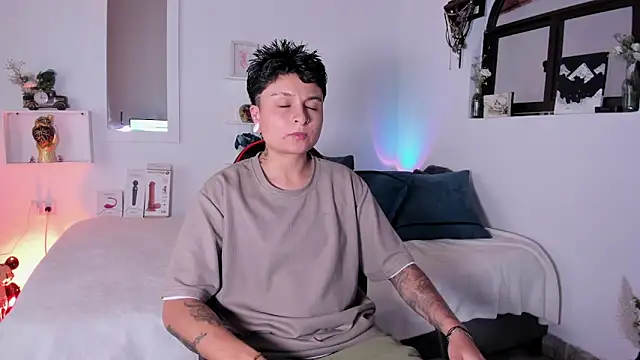 Zury Ramirez online show from February 2026 08:17:02 PM