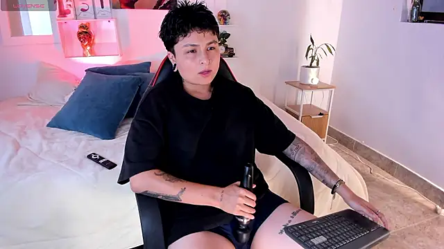 Zury Ramirez online show from March 2026 07:49:01 PM