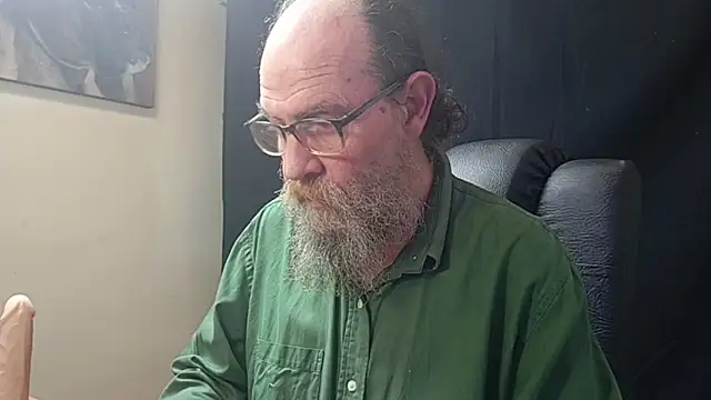 Uncle Hottie online show from April 2026 04:46:02 PM