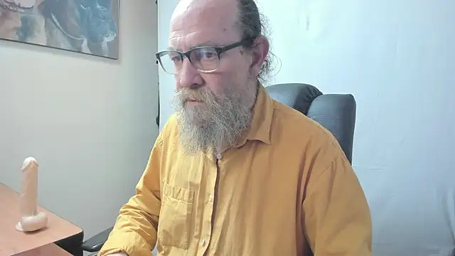 Uncle Hottie online show from March 2026 05:42:02 PM
