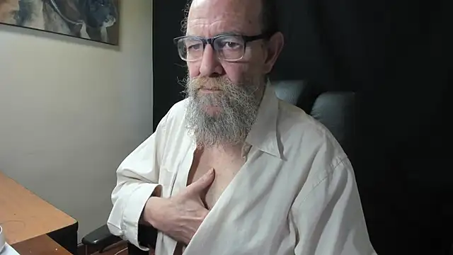 Uncle Hottie online show from February 2026 04:04:01 PM