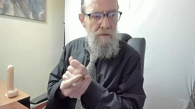 Uncle Hottie online show from March 2026 04:45:01 PM