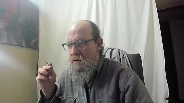 Uncle Hottie online show from January 2026 11:41:02 PM