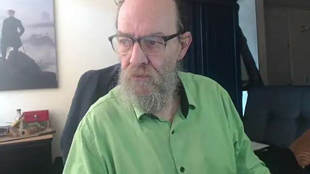 Uncle Hottie online show from June 2026 03:28:02 PM