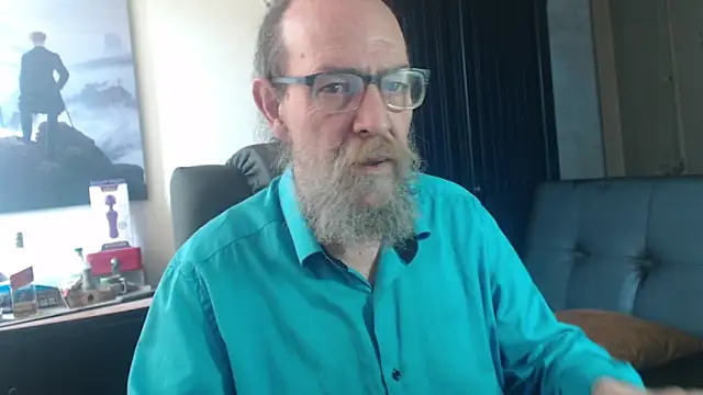 Uncle Hottie online show from July 2026 04:26:02 PM