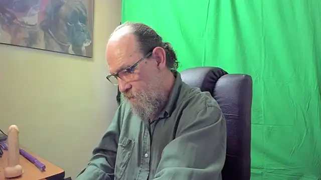 Uncle Hottie online show from April 2026 04:55:02 PM