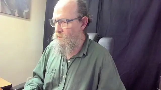 Uncle Hottie online show from March 2026 09:03:01 PM