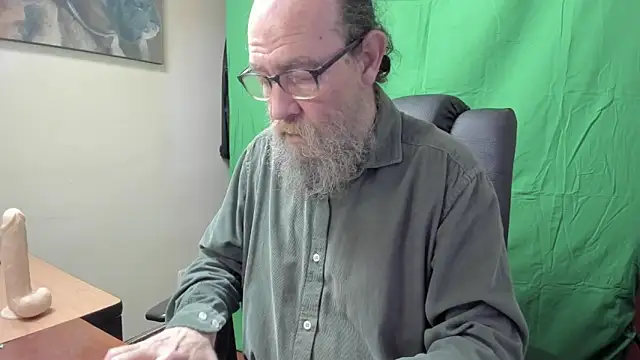 Uncle Hottie online show from March 2026 04:11:02 PM