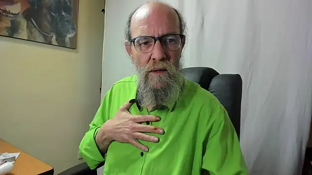 Uncle Hottie online show from February 2026 09:25:01 PM