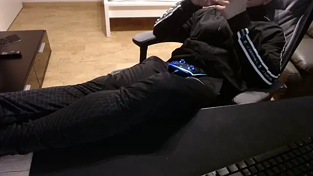 sensualman90 online show from January 2026 10:11:01 AM