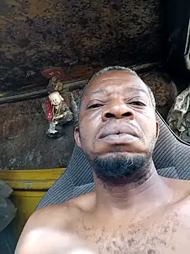 Negaomalinha1 online show from April 2026 03:25:01 PM