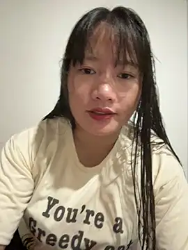 Snapshot of Suni-ii chatting on May 2026 01:33:01 AM Suni-ii online show from May 2026 01:33:01 AM