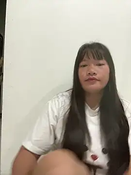 Suni-ii online show from April 2026 10:32:02 PM