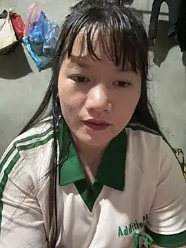 Snapshot of Suni-ii chatting on May 2026 01:01:01 PM Suni-ii online show from May 2026 01:01:01 PM