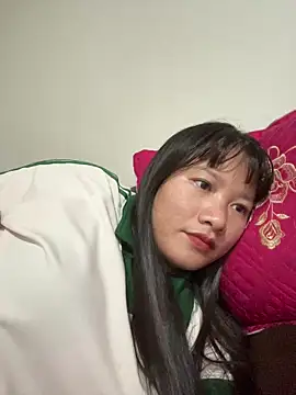 Snapshot of Suni-ii chatting on May 2026 03:20:02 AM Suni-ii online show from May 2026 03:20:02 AM