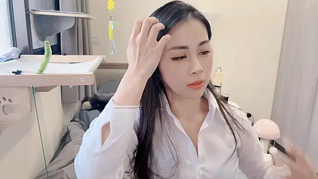 Snapshot of BabyOneDaily chatting on February 2026 01:12:02 AM BabyOneDaily online show from February 2026 01:12:02 AM