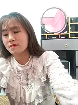 Snapshot of Sexy-girl123 chatting on April 2026 02:02:02 PM Sexy-girl123 online show from April 2026 02:02:02 PM