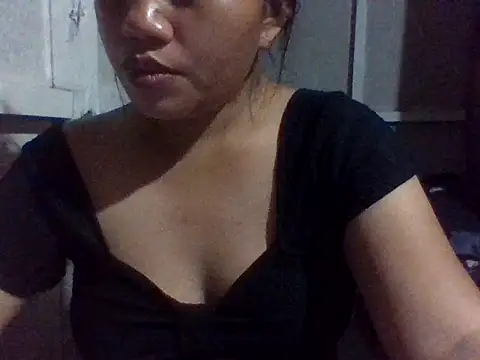 sweetprinces08 online show from February 2026 01:18:02 PM