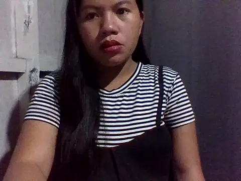 sweetprinces08 online show from May 2026 04:32:01 PM