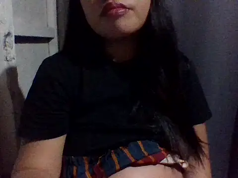 sweetprinces08 online show from April 2026 08:37:02 PM