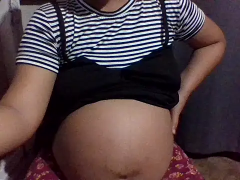 sweetprinces08 online show from May 2026 12:56:01 PM