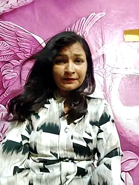 Snapshot of Priyaa_1433 chatting on June 2026 05:52:01 PM Priyaa 1433 online show from June 2026 05:52:01 PM