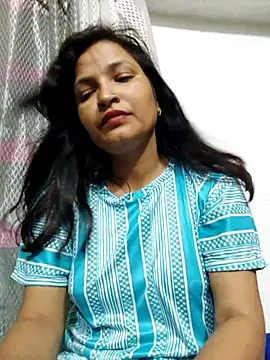 Snapshot of Priyaa_1433 chatting on June 2026 02:39:02 AM Priyaa 1433 online show from June 2026 02:39:02 AM
