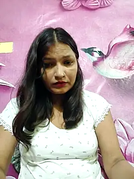 Snapshot of Priyaa_1433 chatting on July 2026 01:12:01 PM Priyaa 1433 online show from July 2026 01:12:01 PM