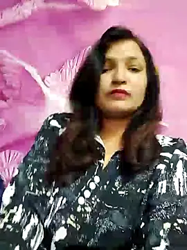 Snapshot of Priyaa_1433 chatting on July 2026 06:25:01 AM Priyaa 1433 online show from July 2026 06:25:01 AM