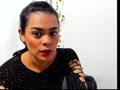Antonella Gomez22 online show from May 2026 03:00:01 AM